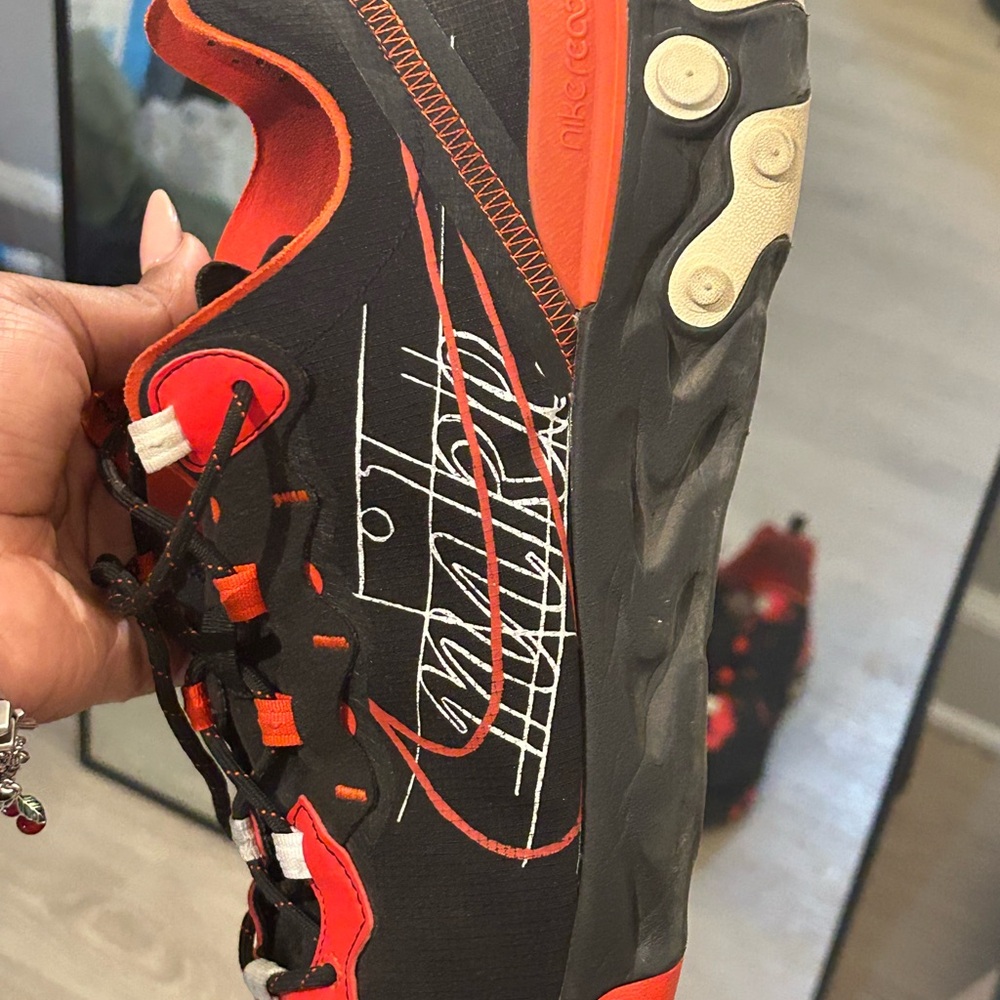 Size 13 Men’s Black and red Nike React trainers